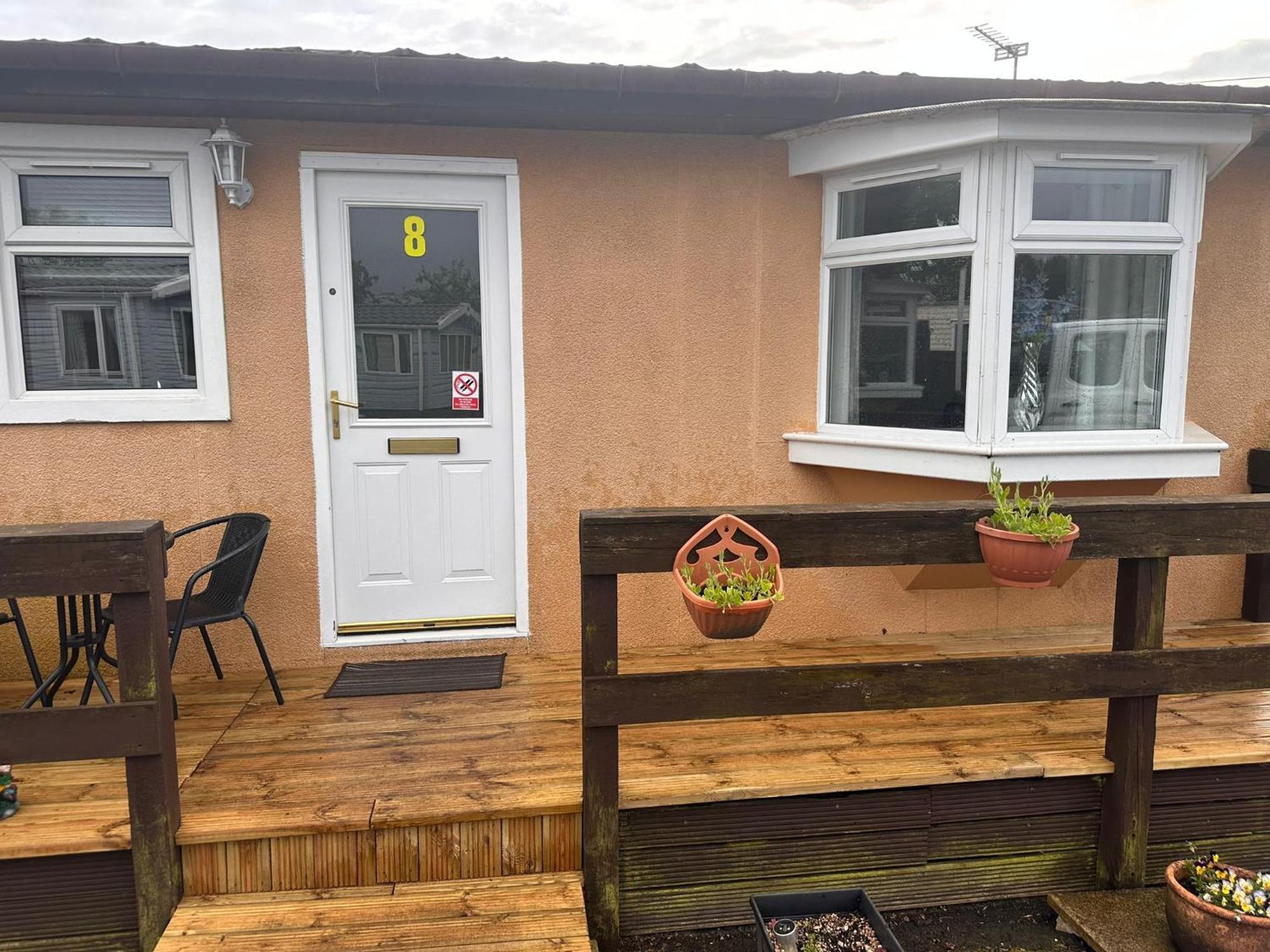 Semi-detached - Uddingston, Glasgow *